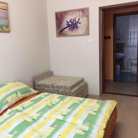 House And Apartment Balatonmariafuerdo 19319 Jozseftelep 外观 照片