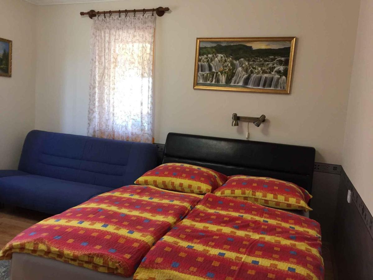 House And Apartment Balatonmariafuerdo 19319 Jozseftelep 外观 照片