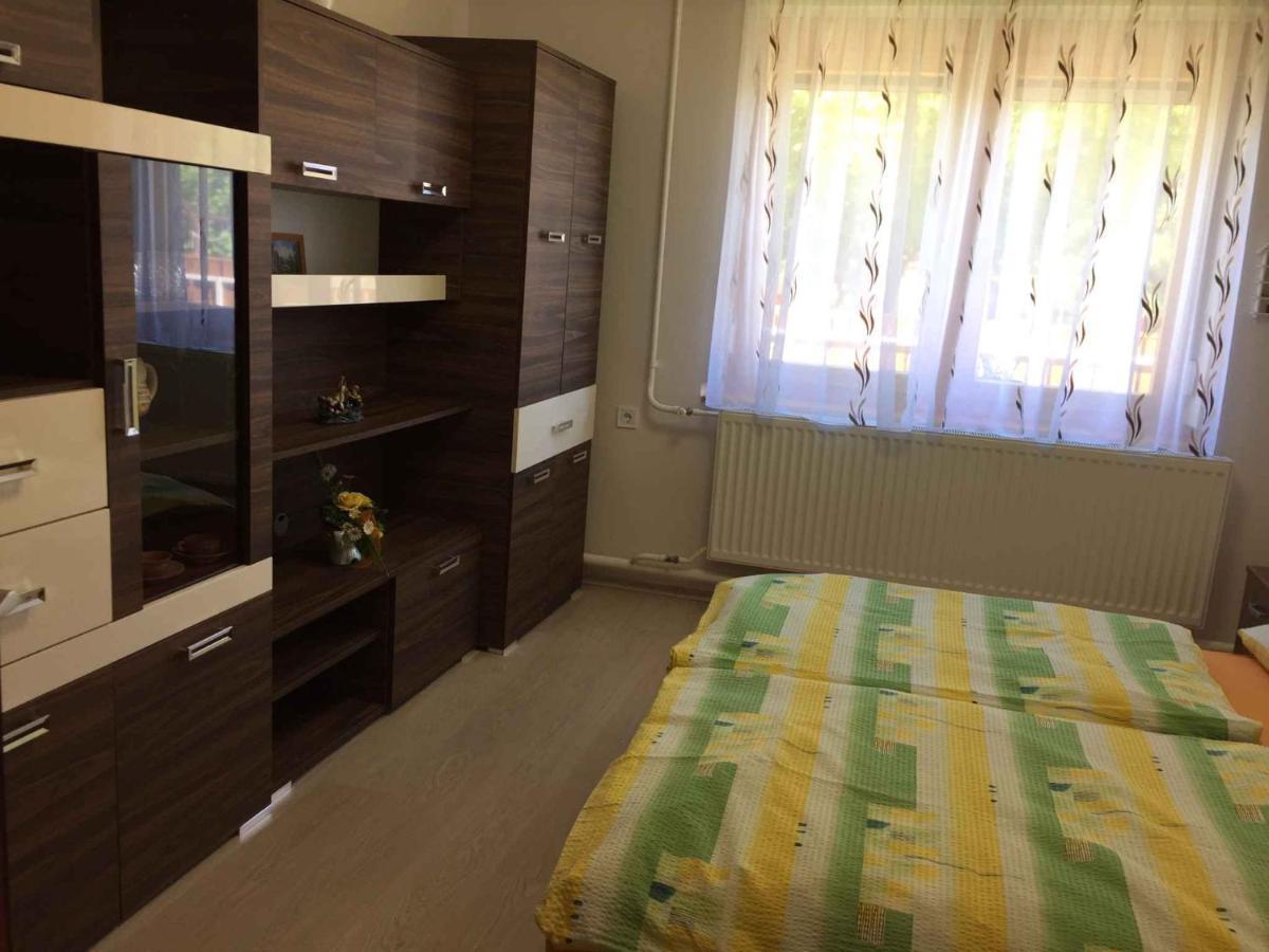 House And Apartment Balatonmariafuerdo 19319 Jozseftelep 外观 照片
